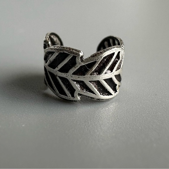 Sterling Silver Leaf Ear Cuff – Hypoallergenic and Boho - Picture 7 of 8